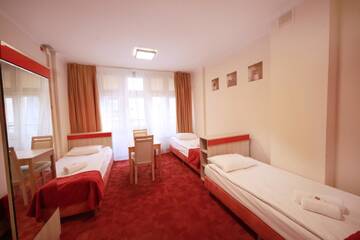Фотографии Хостелы eMKa Hostel г. Варшава (Польша) №4 Фото Хостелы eMKa Hostel г. Варшава 4