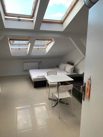 Фотографии Апартаменты Attic Studio г. Варшава (Польша) №4 Фото Апартаменты Attic Studio г. Варшава 4