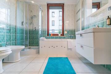 Фотографии Апартаменты Rent like home - Aleja Jana Pawła II 61 г. Варшава (Польша) №5 Фото Апартаменты Rent like home - Aleja Jana Pawła II 61 г. Варшава 5