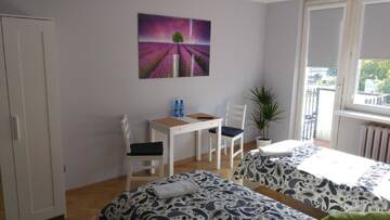 Фотографии Хостелы Rent0nline Niepodleglosci Rooms Metro г. Варшава (Польша) №2 Фото Хостелы Rent0nline Niepodleglosci Rooms Metro г. Варшава 2