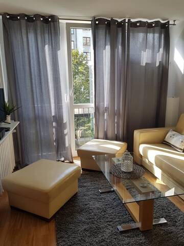 Фотографии Апартаменты Coser Apartament Centrum II г. Варшава (Польша) №2 Фото Апартаменты Coser Apartament Centrum II г. Варшава 2