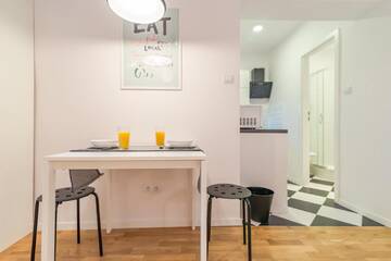 Фотографии Апартаменты Rent like home - Złota 65 г. Варшава (Польша) №3 Фото Апартаменты Rent like home - Złota 65 г. Варшава 3