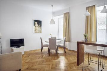 Фотографии Апартаменты Bednarska Old Town Apartment г. Варшава (Польша) №4 Фото Апартаменты Bednarska Old Town Apartment г. Варшава 4