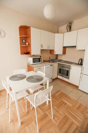 Фотографии Апартаменты Green Kabaty Apartment 2 г. Варшава (Польша) №4 Фото Апартаменты Green Kabaty Apartment 2 г. Варшава 4