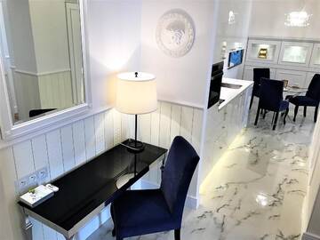 Фотографии Апартаменты Luxury Apartments MONDRIAN Old Town Market Square III г. Варшава (Польша) №2 Фото Апартаменты Luxury Apartments MONDRIAN Old Town Market Square III г. Варшава 2