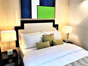 Фотографии Апартаменты Luxury Apartments MONDRIAN Old Town Market Square III г. Варшава (Польша) №3 Фото Апартаменты Luxury Apartments MONDRIAN Old Town Market Square III г. Варшава 3
