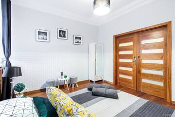 Фотографии Гостевой дом *ClickTheFlat* Wilcza 33 Street Apart Rooms in the City Center г. Варшава (Польша) №4 Фото Гостевой дом *ClickTheFlat* Wilcza 33 Street Apart Rooms in the City Center г. Варшава 4