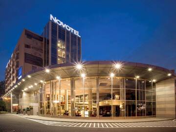 Фотографии Отель Novotel Warszawa Airport г. Варшава (Польша) №2 Фото Отель Novotel Warszawa Airport г. Варшава 2