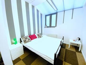 Фотографии Хостелы Nowogrodzka Hostel Centrum г. Варшава (Польша) №1 Фото Хостелы Nowogrodzka Hostel Centrum г. Варшава 1