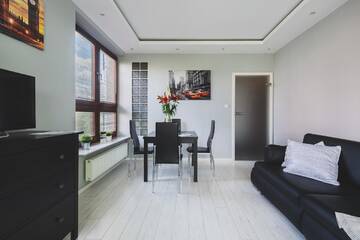 Фото номера Апартаменты с балконом Апартаменты P&amp;O Serviced Apartments FABRYCZNA г. Варшава 8