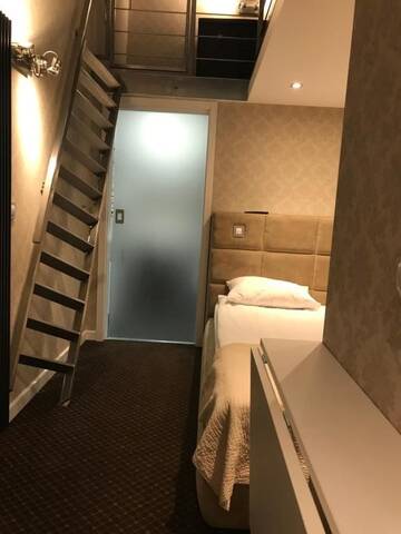 Фото номера Полулюкс Делюкс Апартаменты Apart Lofts Car Factory by WarsawResidence Group г. Варшава 12