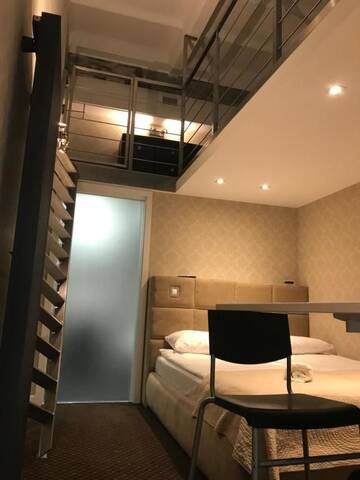 Фото номера Полулюкс Делюкс Апартаменты Apart Lofts Car Factory by WarsawResidence Group г. Варшава 8