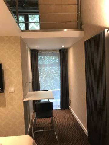 Фото номера Полулюкс Делюкс Апартаменты Apart Lofts Car Factory by WarsawResidence Group г. Варшава 18