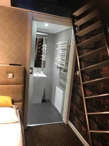Фото номера Полулюкс Делюкс Апартаменты Apart Lofts Car Factory by WarsawResidence Group г. Варшава 26