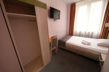 Фото номера Небольшой одноместный номер Хостелы eMKa Hostel г. Варшава 3