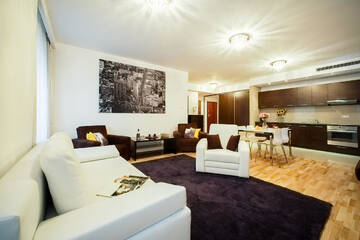 Фото номера Апартаменты Делюкс с 1 спальней Апарт-отели Platinum Towers Central Apartments г. Варшава 2