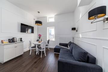 Фото номера Three-Bedroom Apartment- One 139A Апартаменты Apartament One by Your Freedom г. Варшава 9