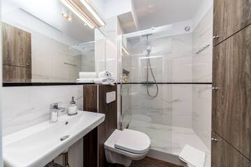 Фото номера Three-Bedroom Apartment- One 139A Апартаменты Apartament One by Your Freedom г. Варшава 11