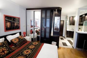 Фото номера Номер-студио с кроватью размера &quot;king-size&quot; Апартаменты Warsawrent Hit Apartments г. Варшава 2