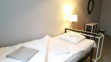Фото номера Одноместный номер с общей ванной комнатой Хостелы Hostel Witt г. Варшава 2
