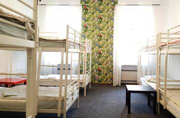 Фото номера Односпальная кровать в общем номере с 10 кроватями Хостелы Hostel Witt г. Варшава 8