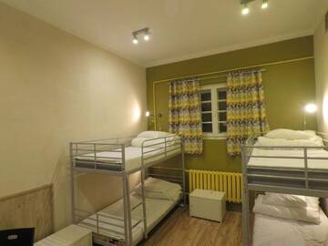 Фото номера Кровать в общем номере с 4 кроватями Хостелы New World St. Hostel г. Варшава 5