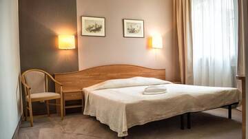 Фото номера Двухместный номер с 1 кроватью Отель Hotel Gaja г. Варшава 10