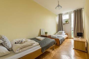 Фото номера Люкс с 2 спальнями и диваном-кроватью: 3 Krochmalna Апартаменты Srodmiescie Warsaw Center Serviced Apartments г. Варшава 5