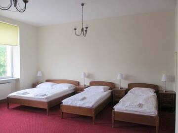 Фото номера Семейный номер Отель Hotel Łazienkowski г. Варшава 3