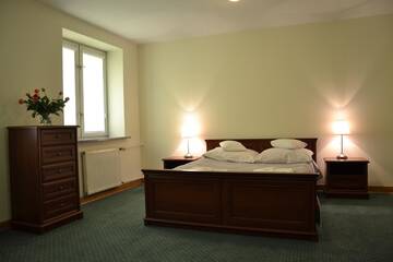 Фото номера Двухместный номер с 2 отдельными кроватями Отель Hotel Łazienkowski г. Варшава 8