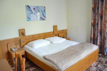 Фото номера Улучшенный двухместный номер с 1 кроватью Отель Hotel Karat г. Варшава 10