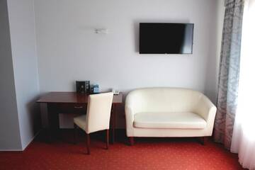 Фото номера Стандартный двухместный номер с 2 отдельными кроватями Отель Hotel Gordon г. Варшава 3