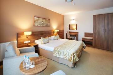 Фото номера Двухместный номер бизнес-класса с 1 кроватью Отель Arche Hotel Puławska Residence г. Варшава 2