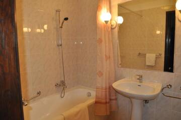 Фото номера Двухместный номер с 1 кроватью Отель Hotel "Zajazd Napoleoński" г. Варшава 10
