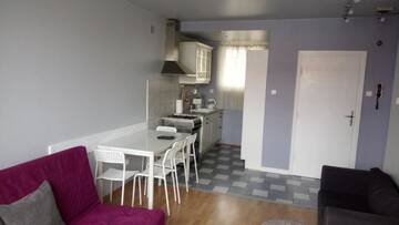 Фото номера Апартаменты с балконом Апартаменты Apartament Saski г. Варшава 10