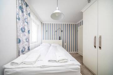 Фото номера Апартаменты с 1 спальней и диваном-кроватью — Krolewska 47 Street Апартаменты Apartament Ten by Your Freedom г. Варшава 17