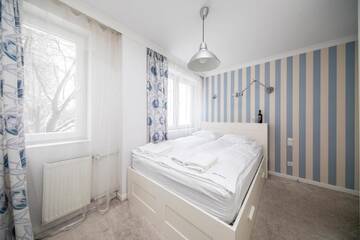 Фото номера Апартаменты с 1 спальней и диваном-кроватью — Krolewska 47 Street Апартаменты Apartament Ten by Your Freedom г. Варшава 9