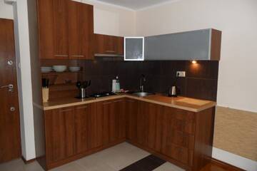 Фото номера Улучшенные апартаменты - Grzybowska Street, 30 Апартаменты Downtown Apartment г. Варшава 5