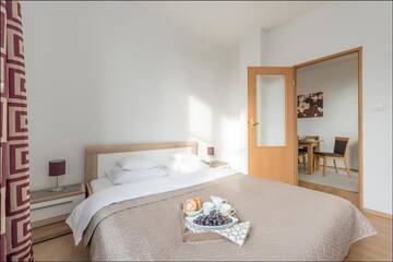 Фото номера Апартаменты с 2 спальнями – 140 Marszalkowska Апартаменты P&amp;O Apartments Zgoda г. Варшава 15