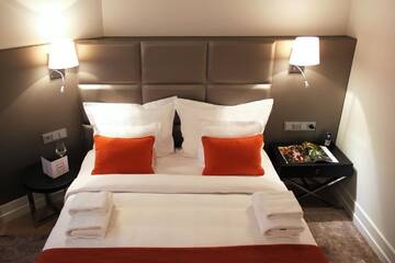 Фото номера Улучшенный полулюкс Отель H15 Boutique Hotel г. Варшава 2