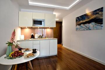 Фото номера Улучшенные апартаменты Апартаменты Plater 10 Residence г. Варшава 9