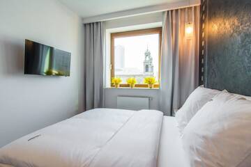Фото номера Улучшенные апартаменты с 1 спальней Апарт-отели EXCLUSIVE Aparthotel г. Варшава 5