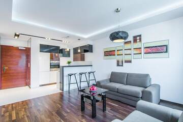 Фото номера Улучшенные апартаменты с 1 спальней Апарт-отели EXCLUSIVE Aparthotel г. Варшава 6