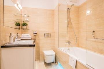 Фото номера Суперлюкс с 1 спальней Апарт-отели EXCLUSIVE Aparthotel г. Варшава 13