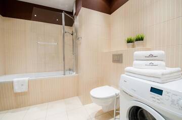 Фото номера Улучшенные апартаменты с 1 спальней Апарт-отели EXCLUSIVE Aparthotel г. Варшава 27