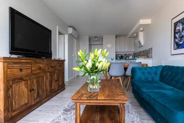 Фото номера Апартаменты Делюкс с балконом Апартаменты Apartament Świętokrzyska г. Варшава 23