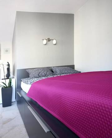 Фото номера Апартаменты-студио с балконом Апартаменты Apartament Świętokrzyska г. Варшава 7