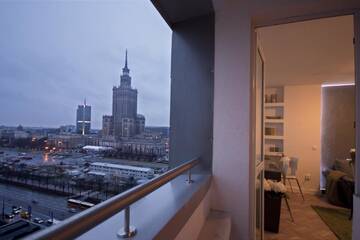 Фото номера Улучшенные апартаменты Апартаменты Apartament Świętokrzyska г. Варшава 11