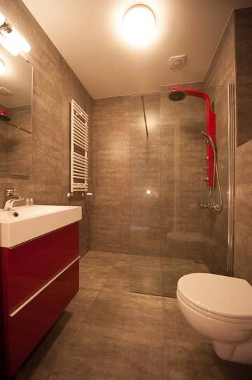 Фото номера Апартаменты с 1 спальней с диваном-кроватью. Хостелы Planet Hostel г. Варшава 3