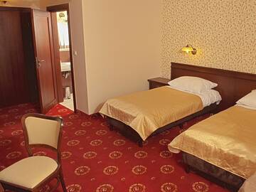 Фото номера Двухместный номер Делюкс с 2 отдельными кроватями Отель Hotel Arkadia Royal г. Варшава 6